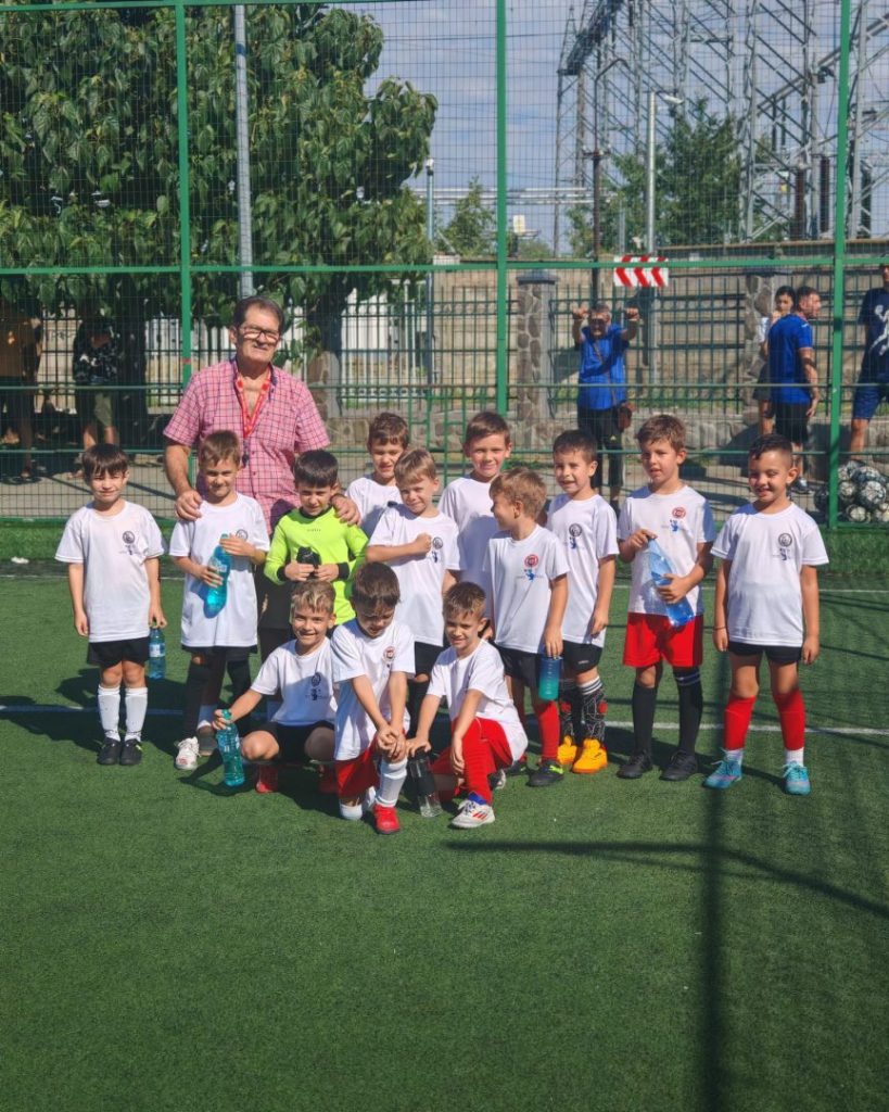 Portarii de viitor încep cu Nea Ciupi: dedicare și educație prin sport la ACS Unirea Dobroești