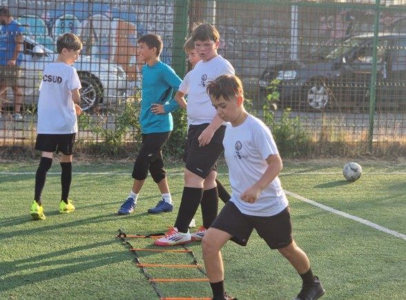 Alin Florea – antrenorul care educă prin respect și responsabilitate grupa 2013–2015